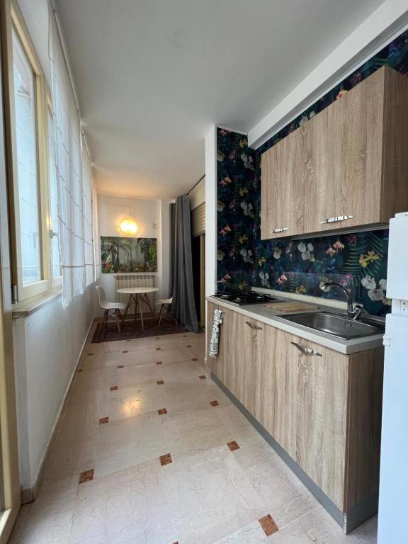 Rue Ragusa #1b Howme Apartment *